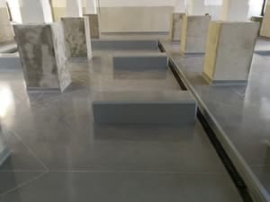 galeriaPosadzka Quarzcolor Mono wykonana w hali galwanizerni. 